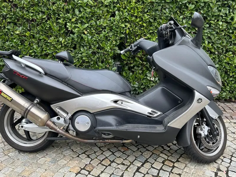 Yamaha T-Max 500 Black Max (2006 - 07) (2)