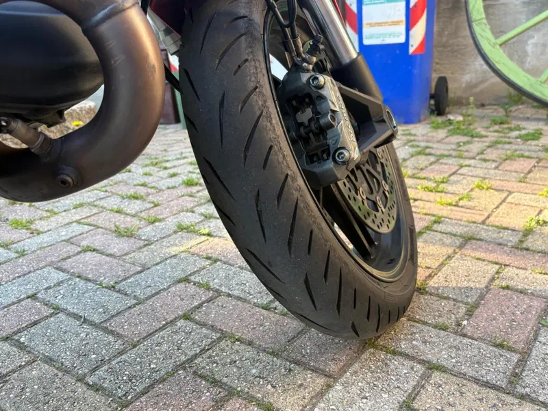 Ducati Monster 821 ABS (2014 - 17) (4)