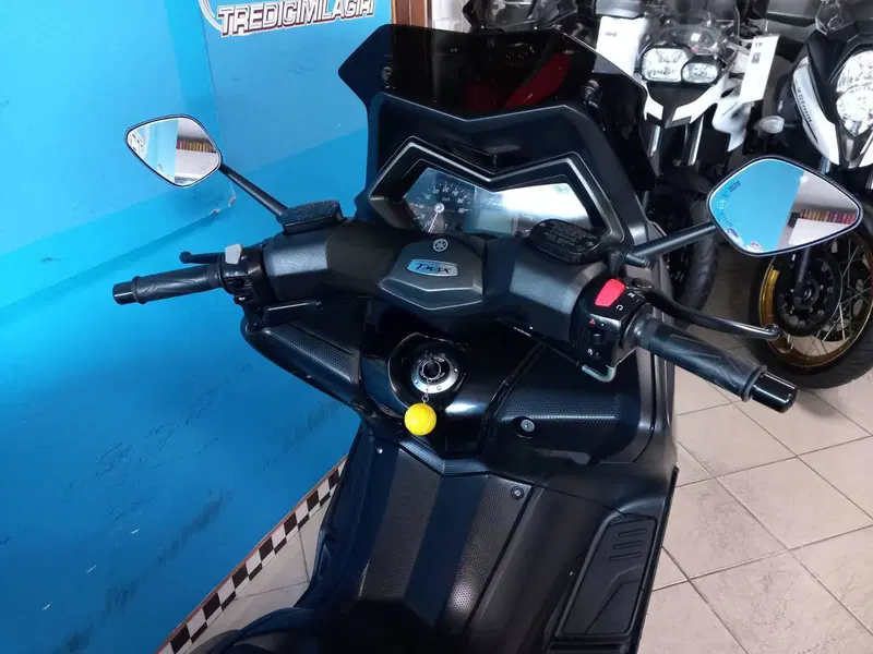 Yamaha T-Max 530 ABS (2012 - 14) (16)