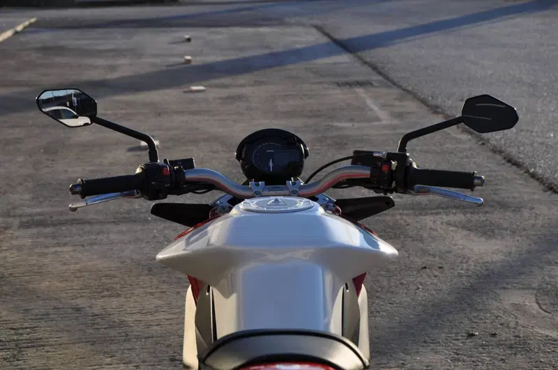 Bimota DB6 Delirio E (2006 - 15) (8)
