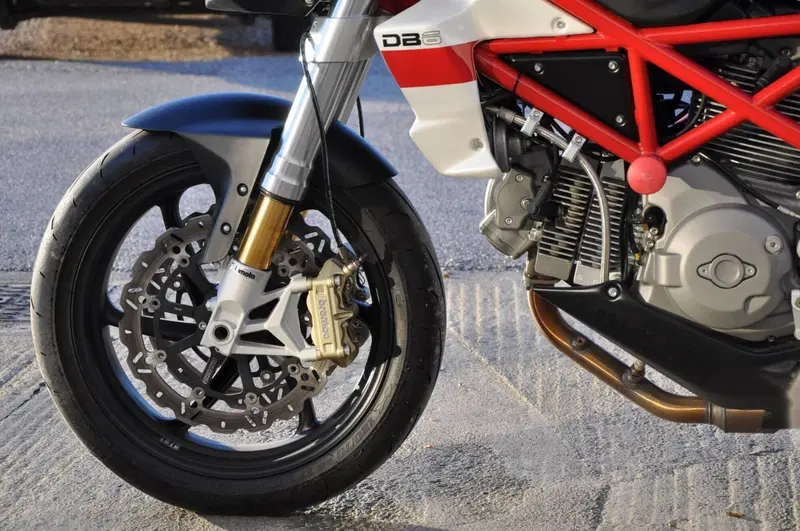 Bimota DB6 Delirio E (2006 - 15) (12)
