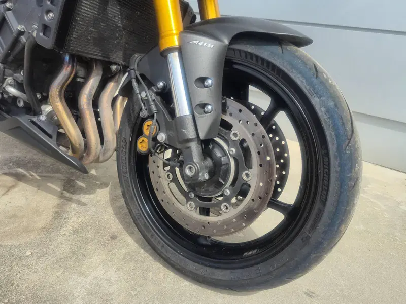Yamaha FZ8 (2013 - 16) (2)