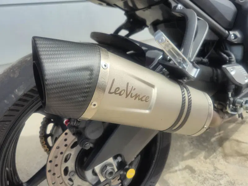 Yamaha FZ8 (2013 - 16) (5)