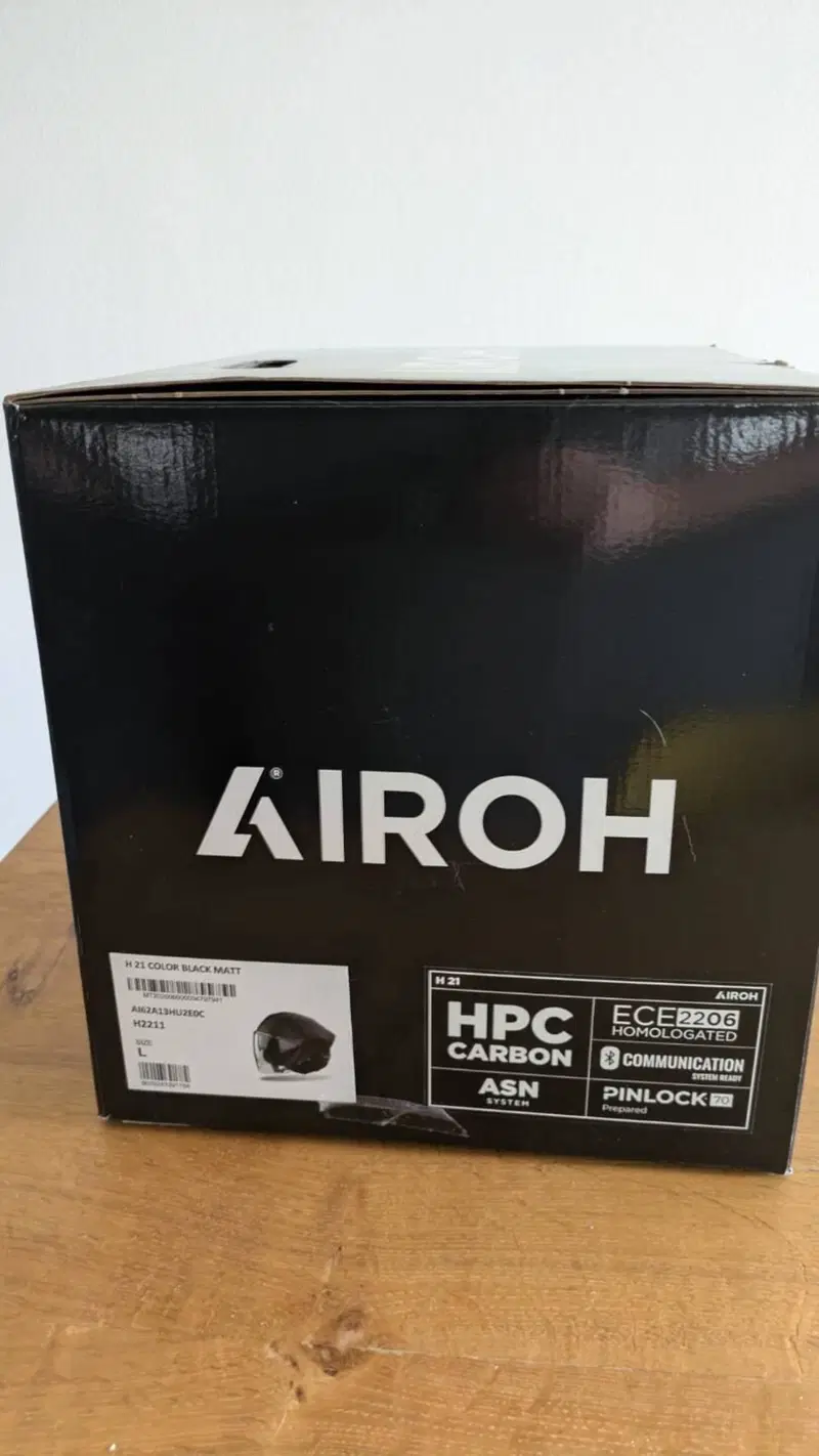 Casco AIROH (5)