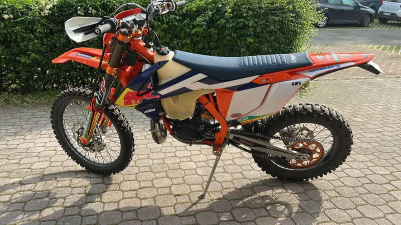 KTM 300 EXC E Six Days TPI (2019) (5)