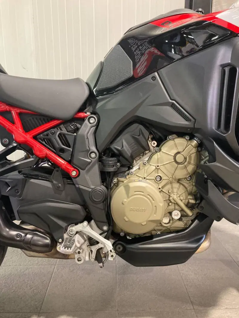 Ducati Multistrada V4 Pikes Peak (2021 - 24) (6)