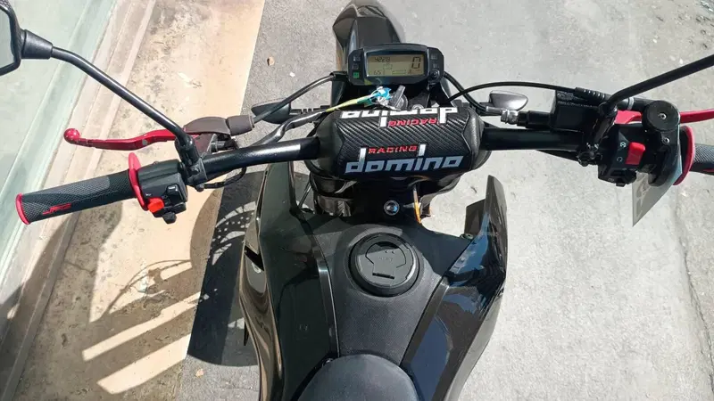 Malaguti XSM 125 (2021 - 26) (5)