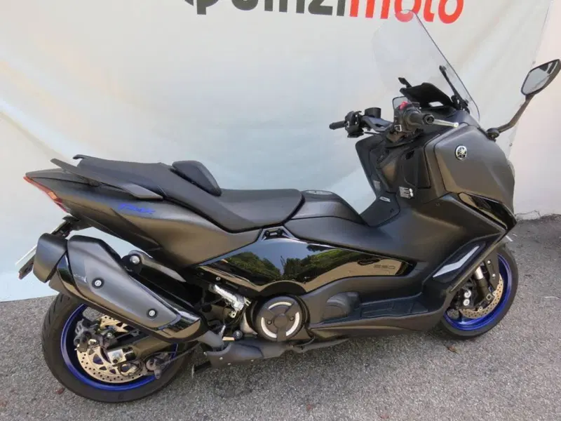 Yamaha T-Max 560 (2025 - 26) (3)