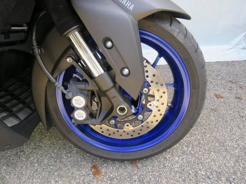Yamaha T-Max 560 (2025 - 26) (7)