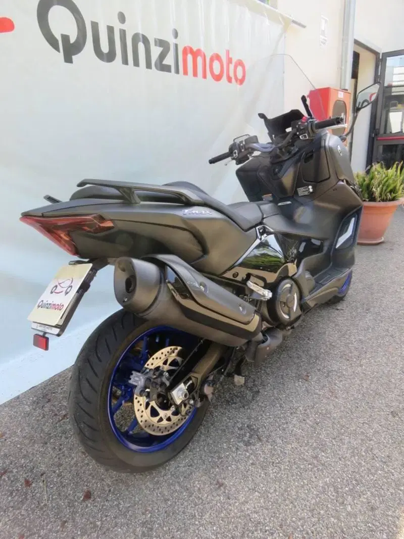Yamaha T-Max 560 (2025 - 26) (10)