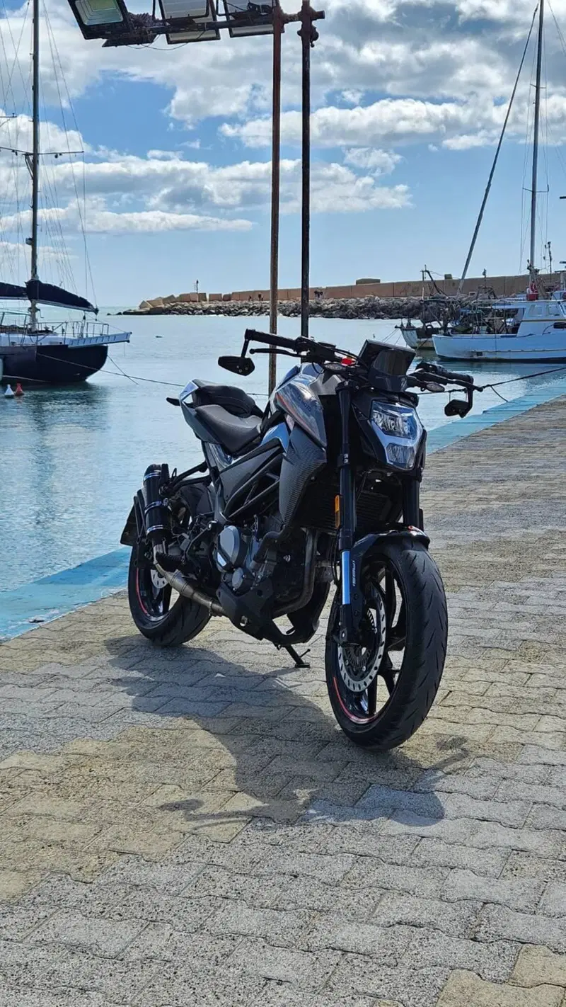 CFMOTO 300NK (2021 - 26)