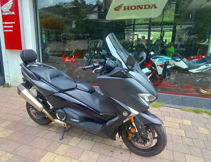 Yamaha T-Max 530 SX (2017 - 19) (7)