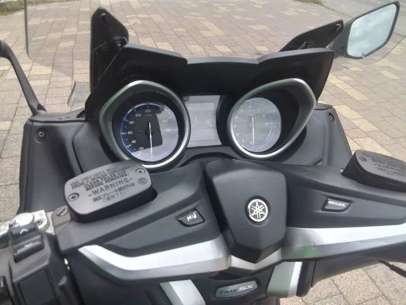 Yamaha T-Max 530 SX (2017 - 19) (13)