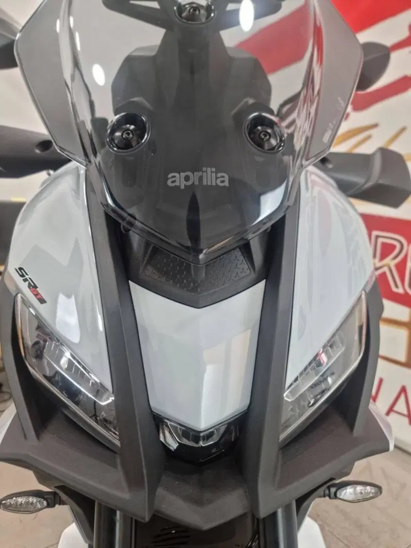 Aprilia SR GT 400 (2026) (4)