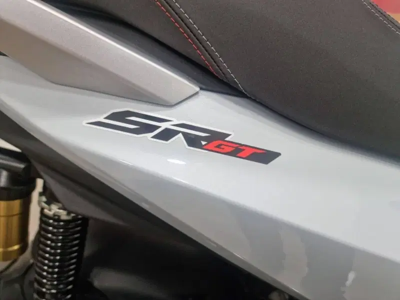 Aprilia SR GT 400 (2026) (5)