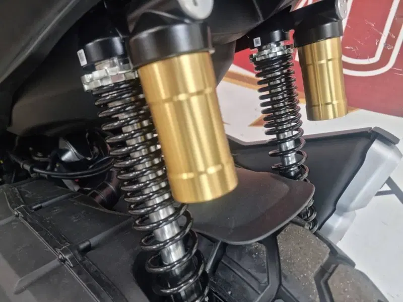 Aprilia SR GT 400 (2026) (10)