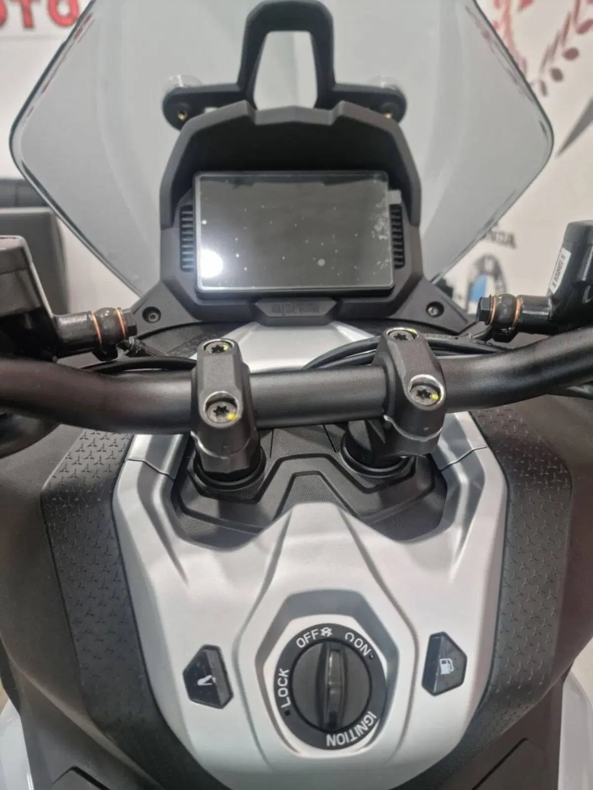 Aprilia SR GT 400 (2026) (11)