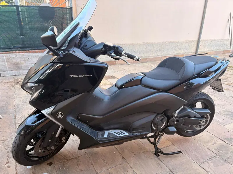 Yamaha T-Max 530 (2017 - 19) (2)