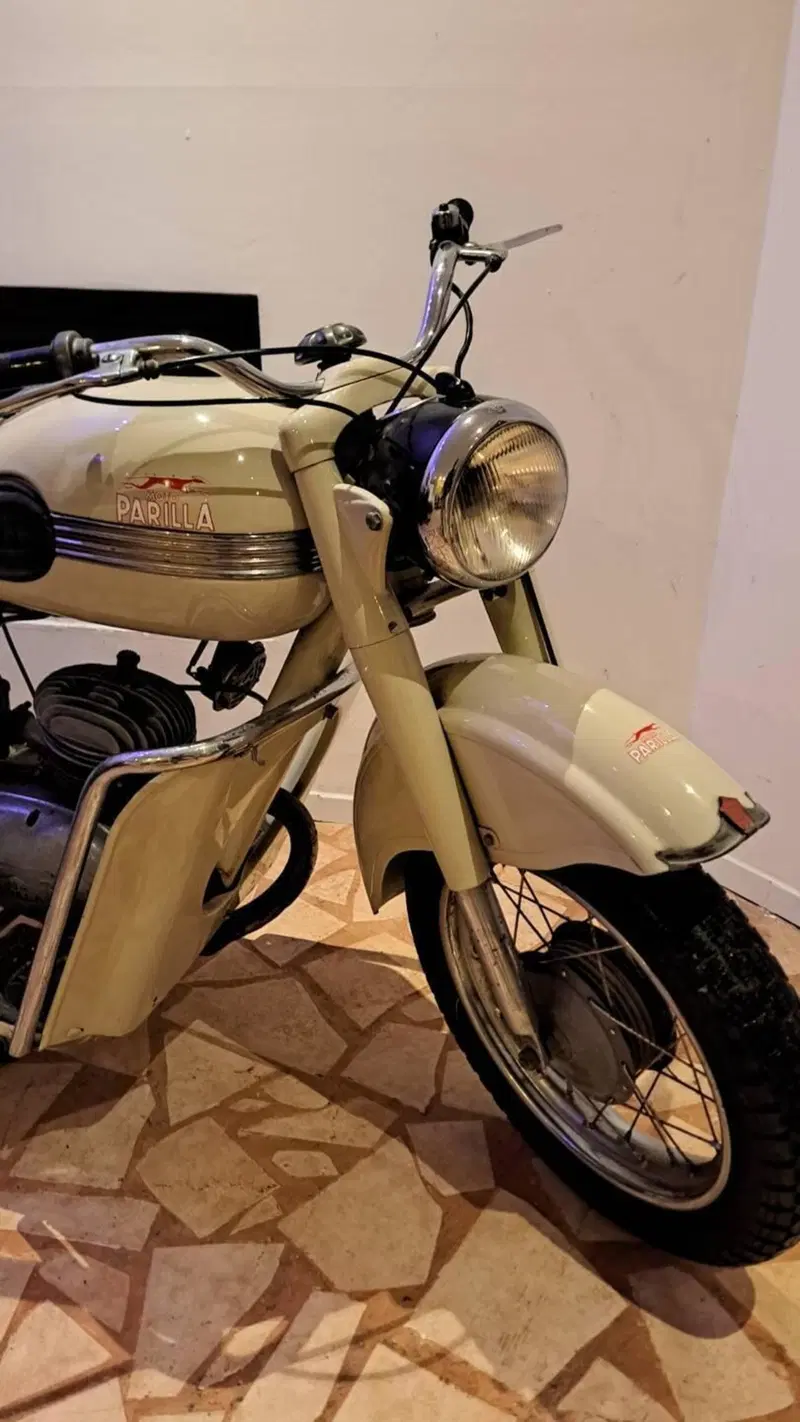 Parilla 150 (9)