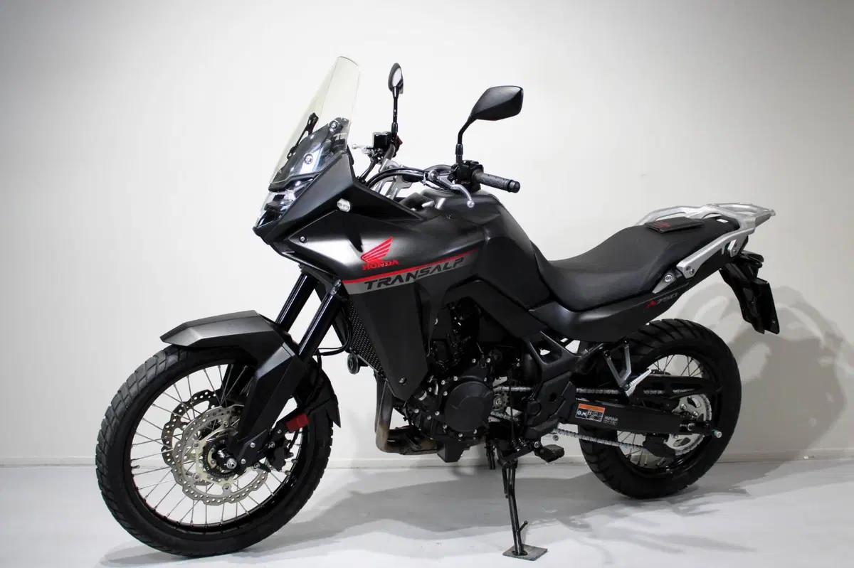Honda Transalp XL750 (2023 - 24) (3)