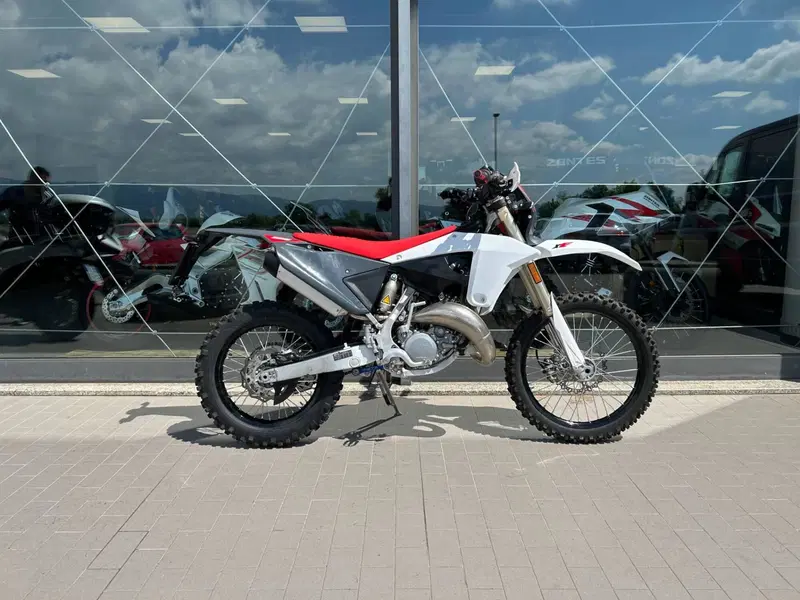 Fantic Motor XE 125 Enduro (2021) (2)