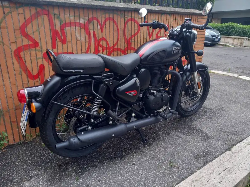 Royal Enfield Classic 350 (2021 - 26) (6)