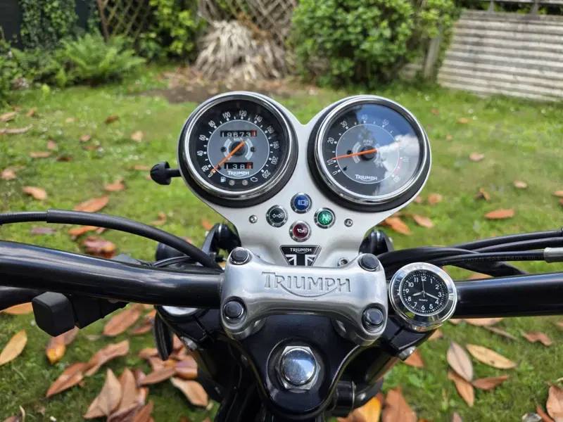 Triumph Bonneville (2007 - 16) (4)