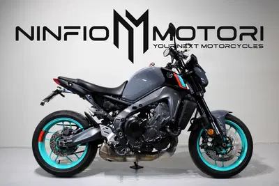 Yamaha MT-09 (2021 - 23) usata