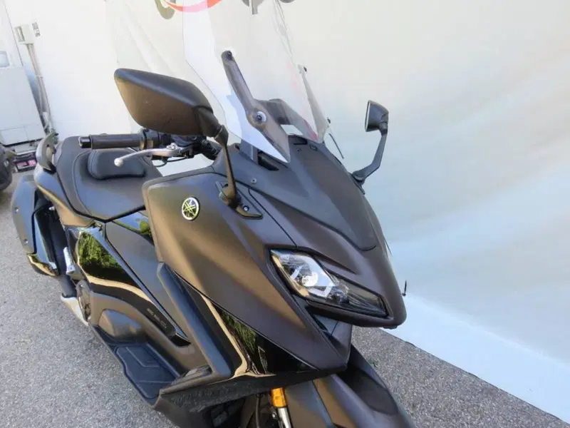 Yamaha T-Max 560 Tech Max (2022 - 24) (13)