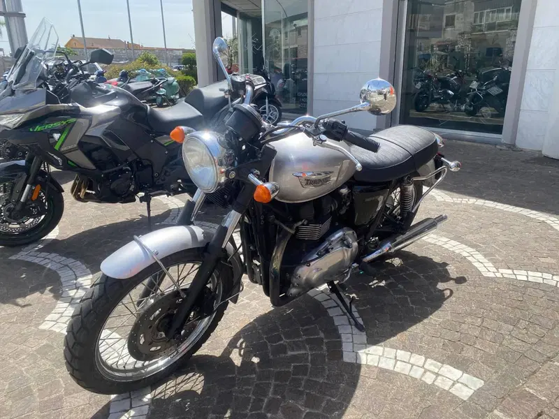 Triumph Bonneville (2007 - 16) (9)