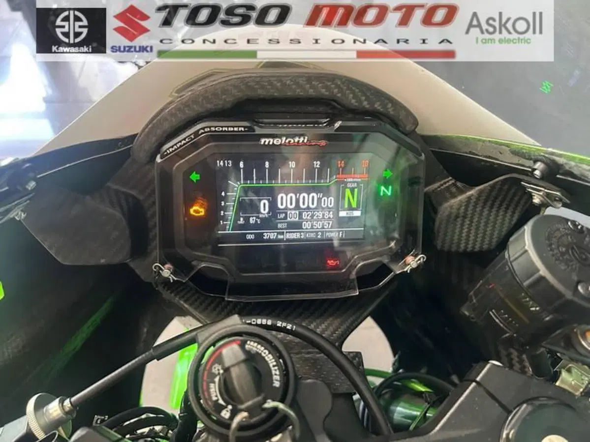 Kawasaki Ninja 1000 ZX-10R Performance (2021 - 24) (3)