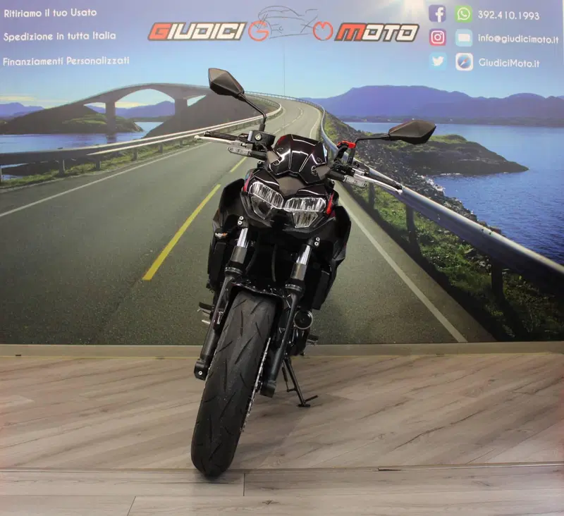Kawasaki Z 650 (2021 - 24) (2)