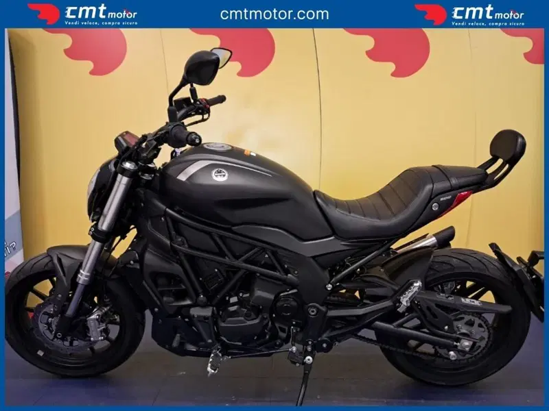 Benelli 502 C (2021 - 25) (5)