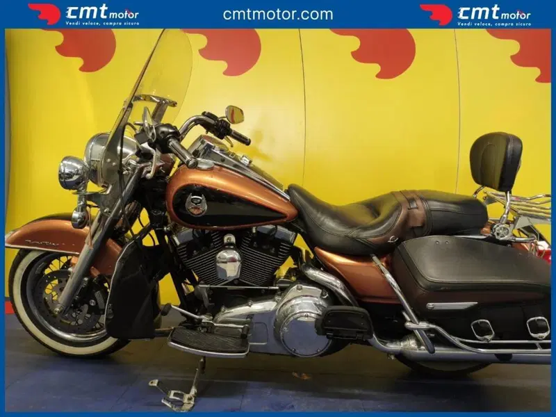 Harley-Davidson 1584 Road King Classic (2007 - 10) - FLHRC (5)