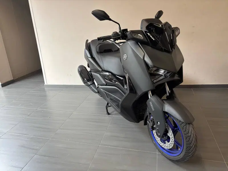 Yamaha X-Max 300 (2025 - 26) (6)