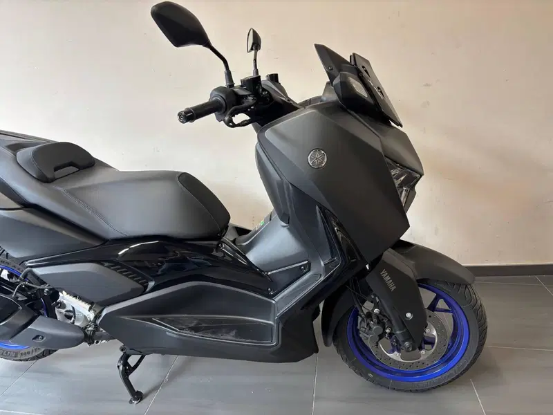 Yamaha X-Max 300 (2025 - 26) (8)