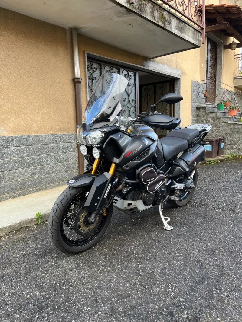 Yamaha XT1200ZE Super Ténéré (2015 - 16) (2)