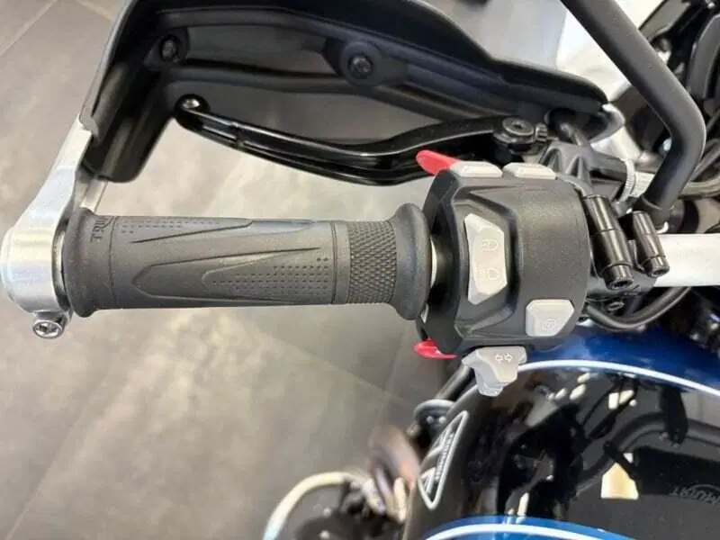 Triumph Scrambler 1200 XE (2021 - 23) (4)