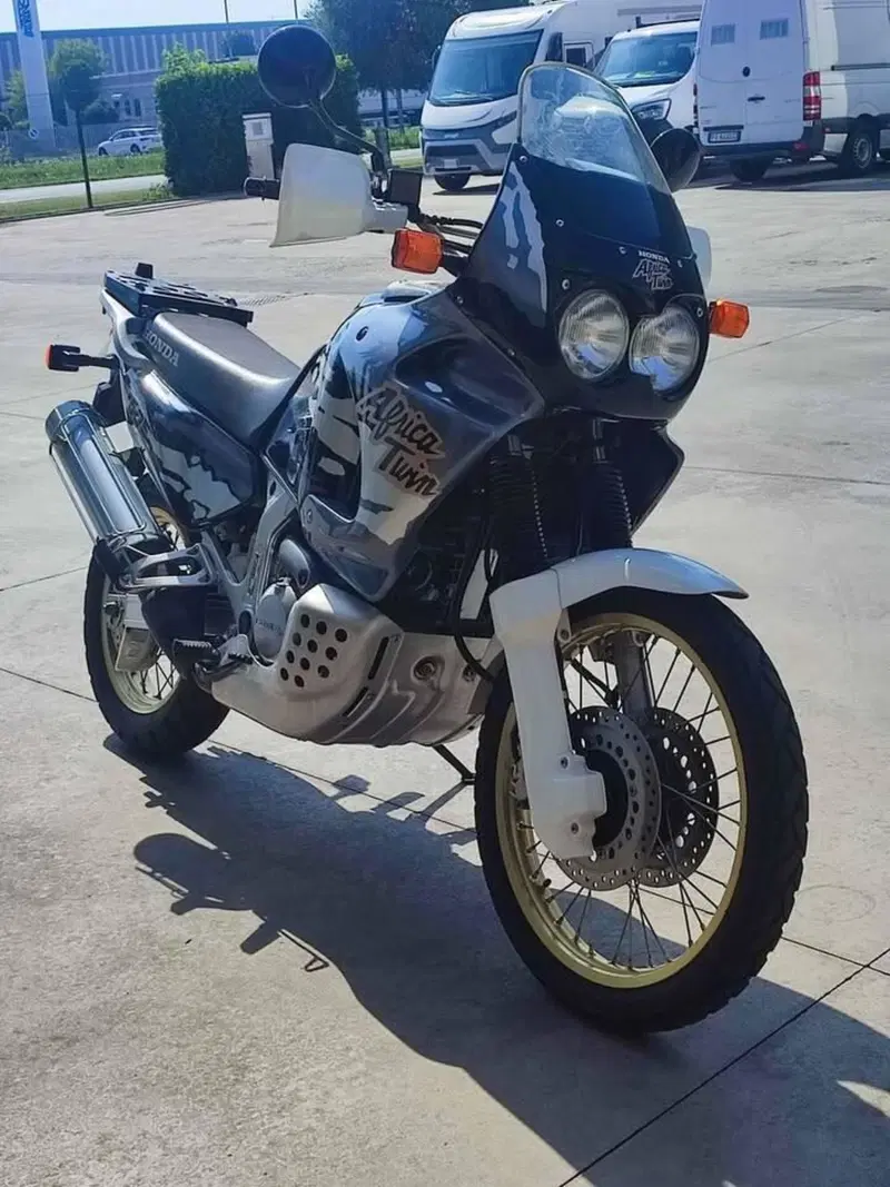 Honda Africa Twin XRV 750 (1992) (2)