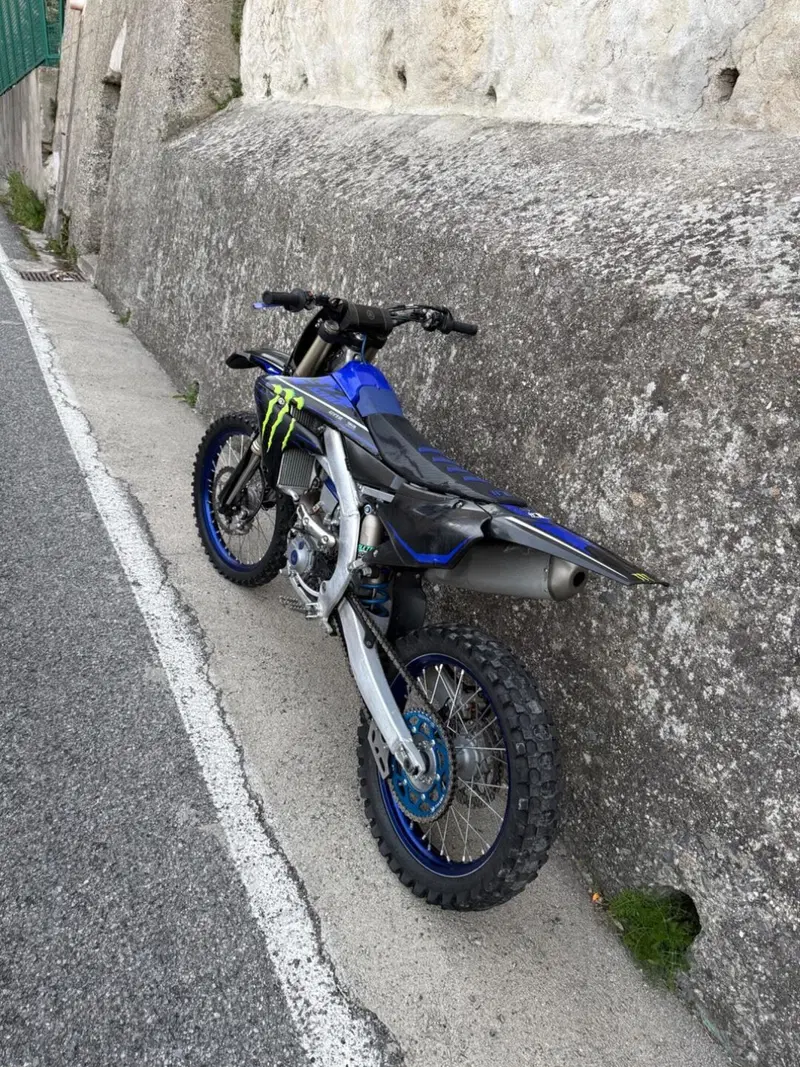 Yamaha YZ 450 F Monster Energy (2022) (2)