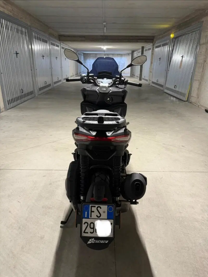 Aprilia SR GT 200 (2025 - 26) (5)