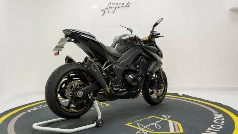 Kawasaki Z 1000 (2010 - 13) (7)