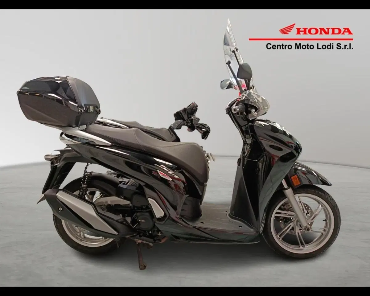Honda SH 350 (2021 - 24) (2)