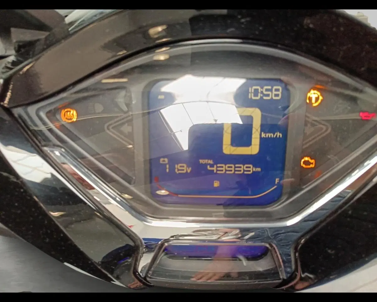Honda SH 350 (2021 - 24) (6)