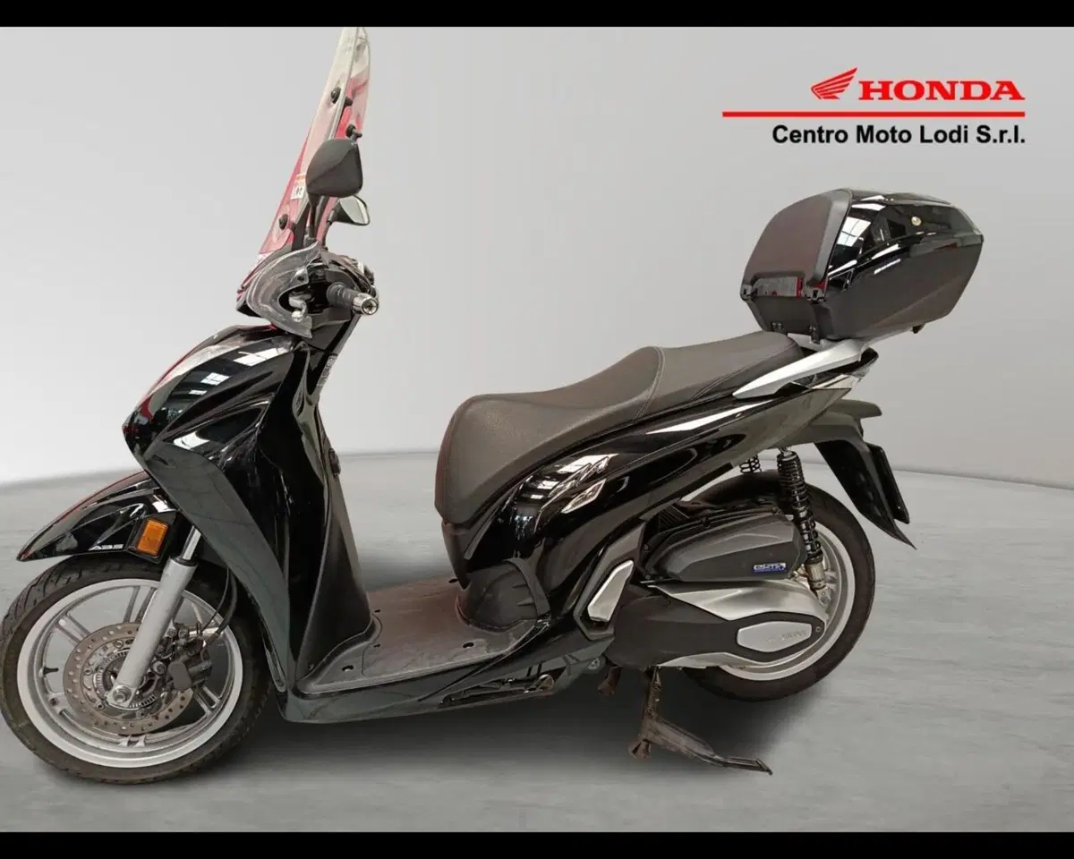 Honda SH 350 (2021 - 24) (4)