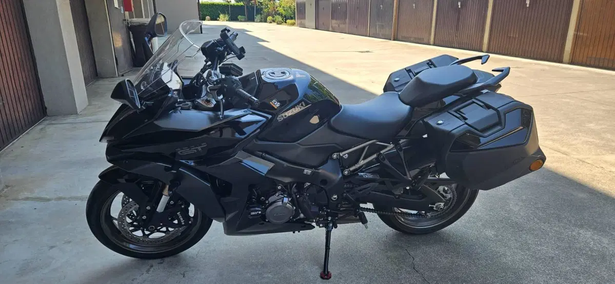 Suzuki GSX-S1000GT (2025 - 26) (4)