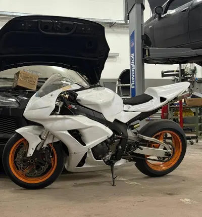 Honda CBR 1000 RR Fireblade (2006 - 07) usata