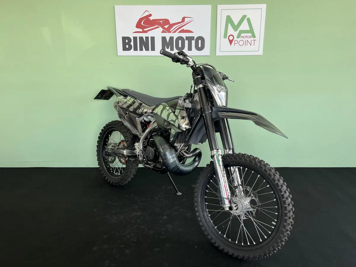 KTM 250 EXC TPI (2019) (2)