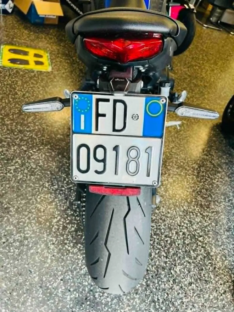 Yamaha MT-09 (2021 - 23) (3)