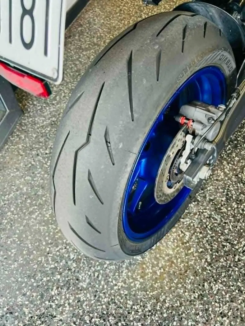 Yamaha MT-09 (2021 - 23) (4)